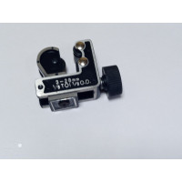 2-4-2 | VTC28 Труборез Value VTC-28 1/8