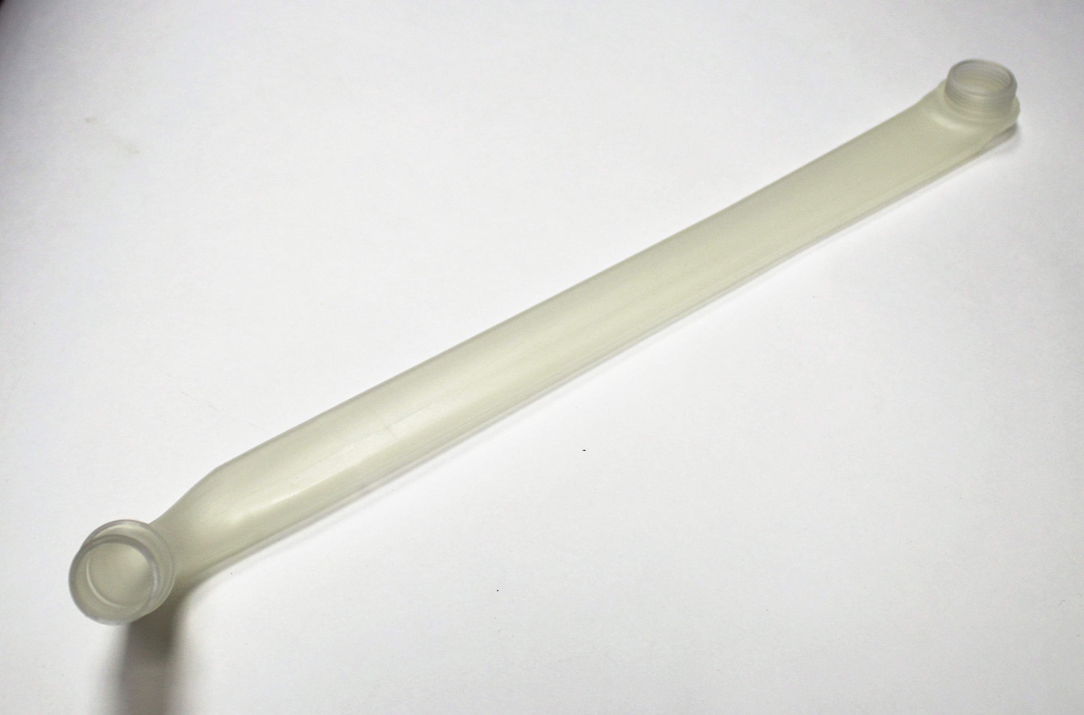 Трубка подачи воды верхнего импеллера 056001