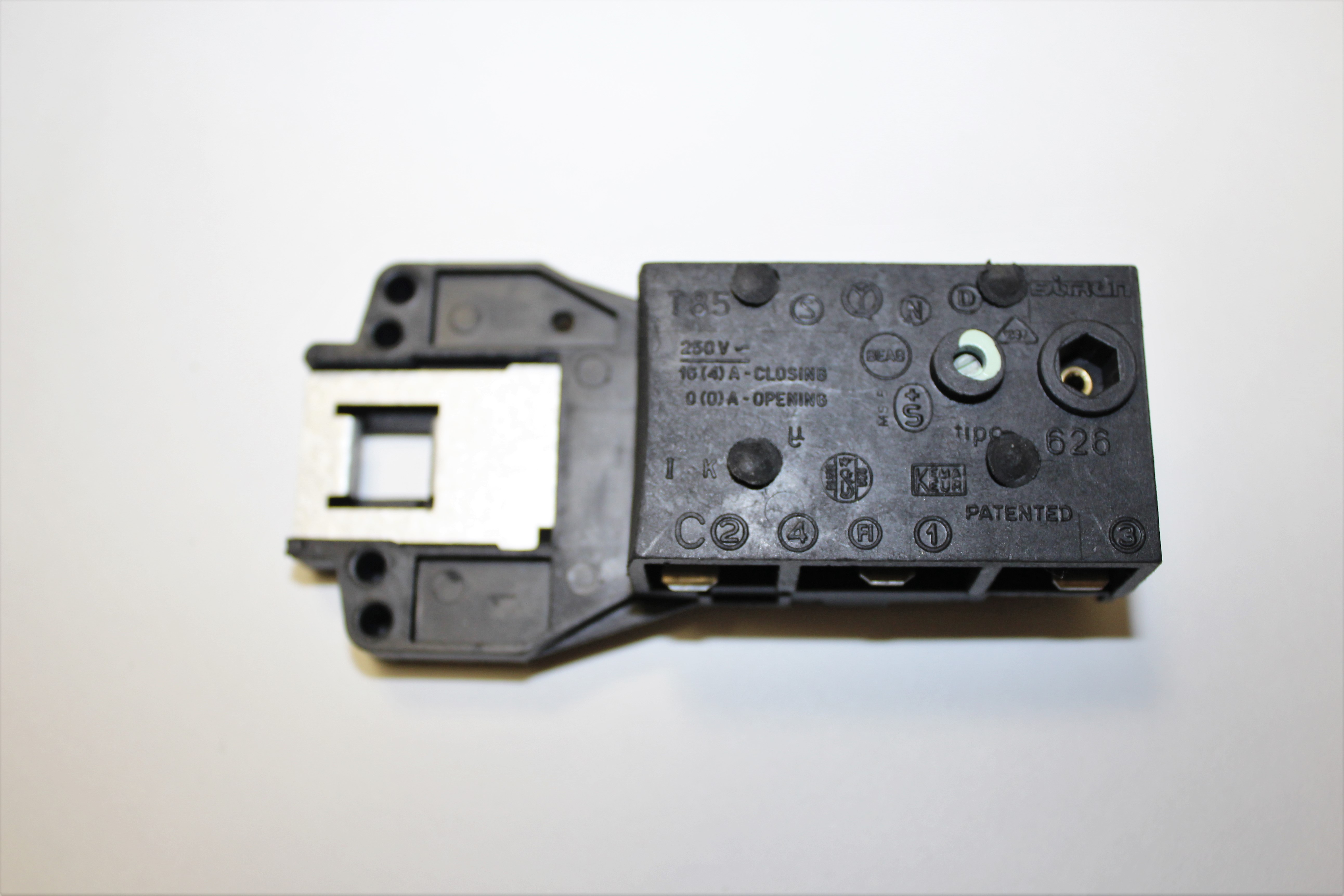 Блокировка люка стиральных машин Ardo