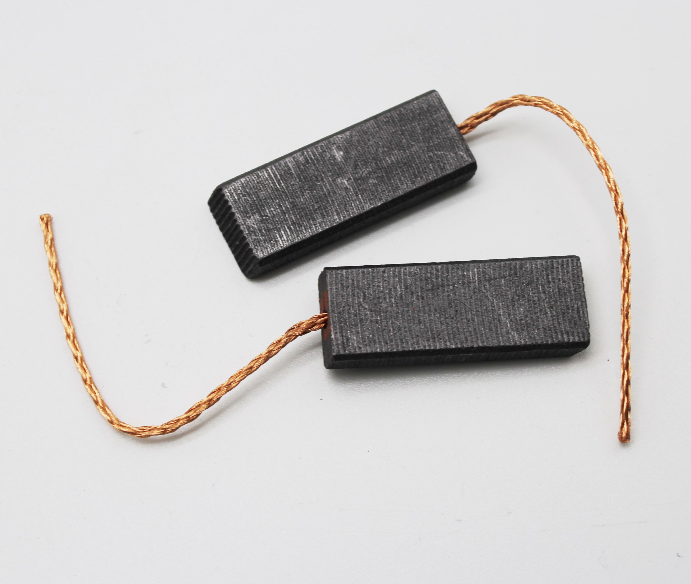 Щетки угольные для стиральных машин 5x13.5x40, Indesit/Ariston IG1507, замена 10658033, CAR014UN, CAR024UN