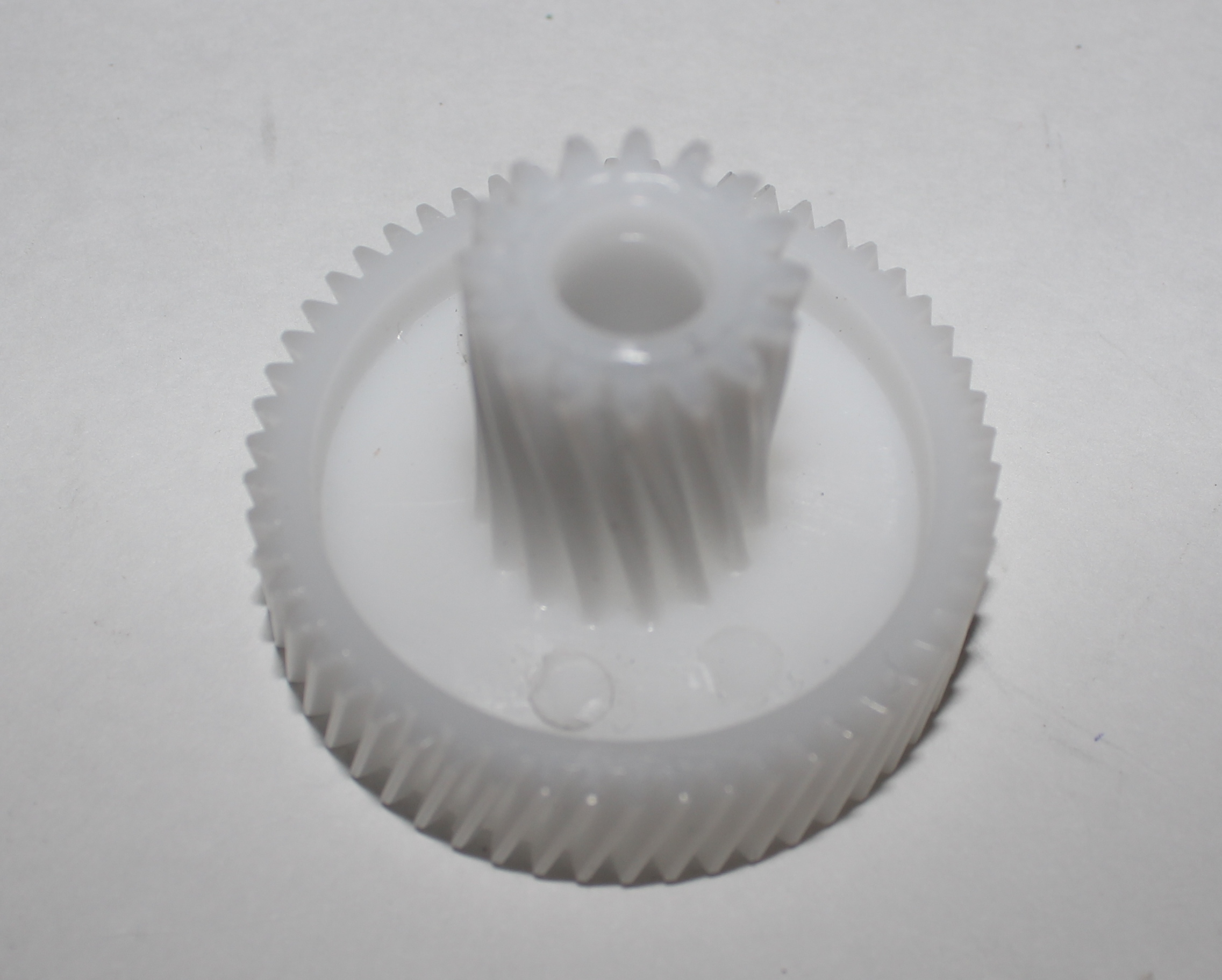 Малая шестерня для мясорубки Polaris PLR021 D46/18 L32/12