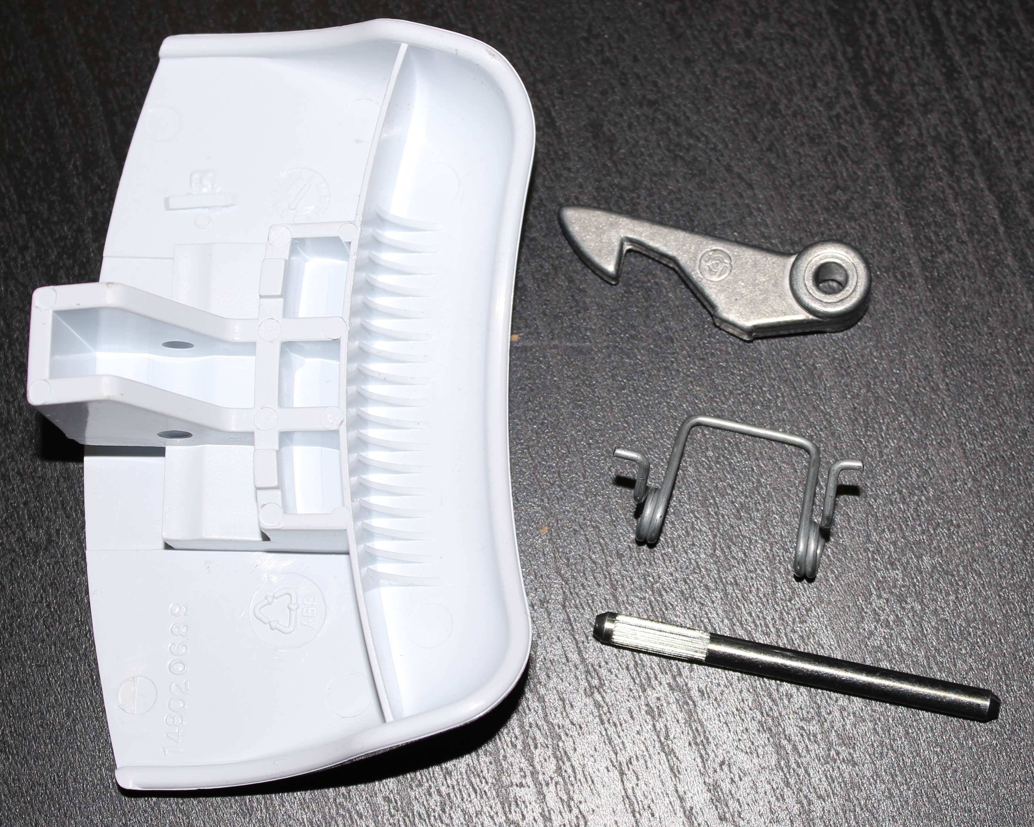 Ручка люка стиральных машин Indesit 141736, зам. 082299, 116632 ,81746, 148020689