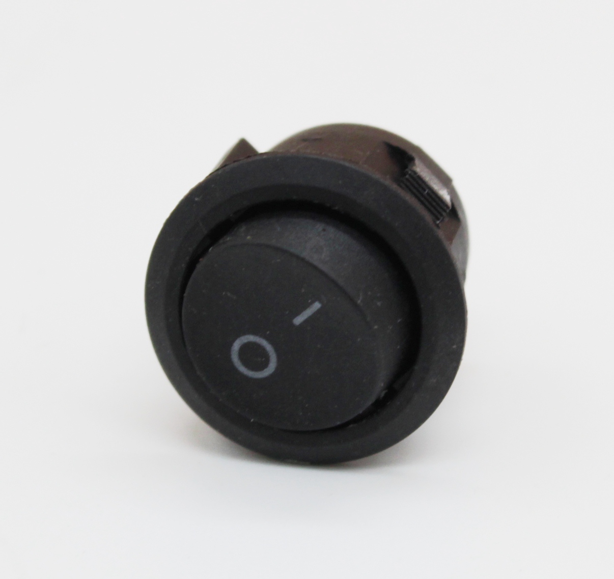 KN005 Кнопка универсальная 3A 220-240V