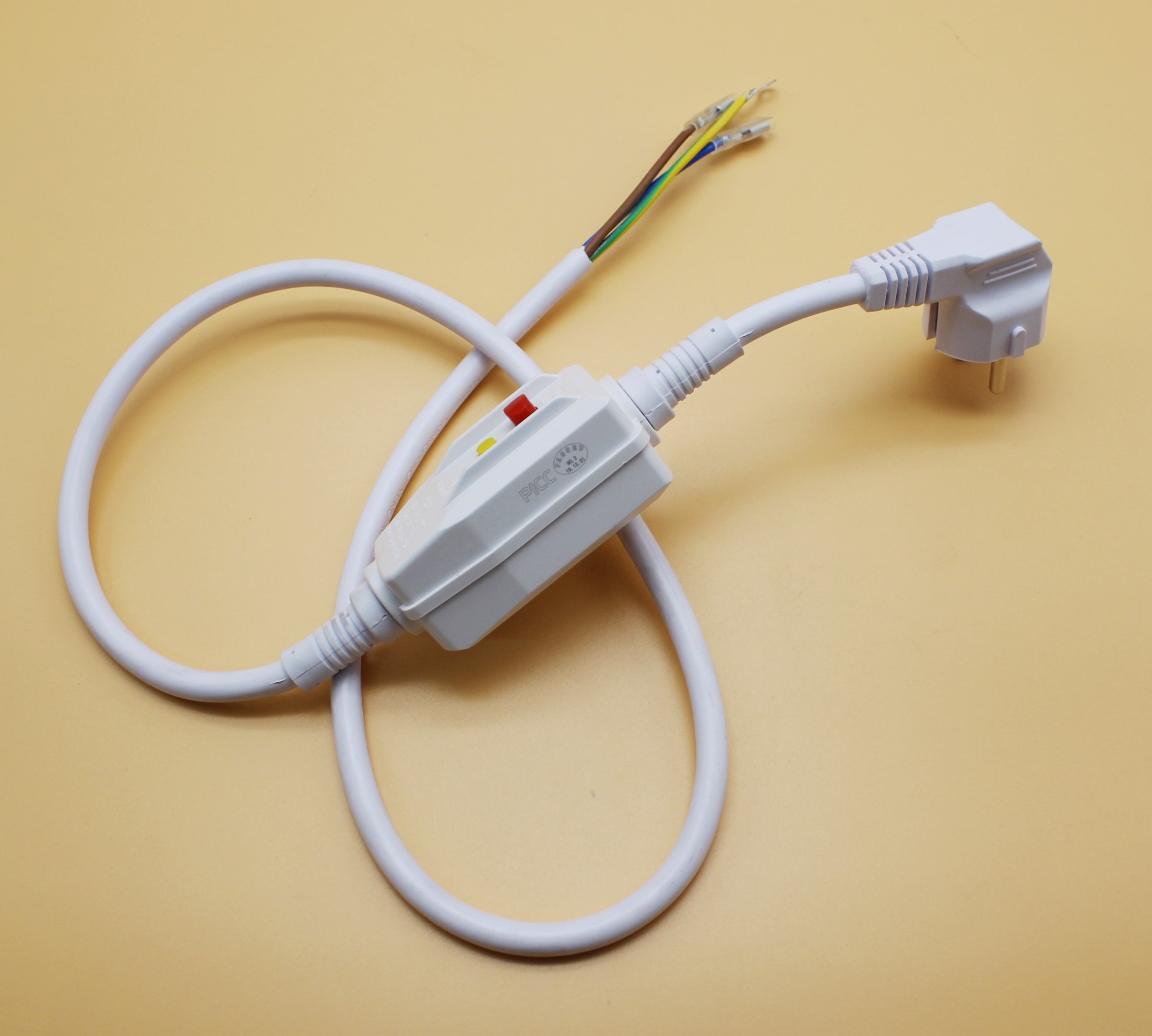  !!!WTH219UN= Кабель с УЗО для в/н, 10mA ( L-1.7m, 230V,16A, 50Hh, maximum power3680W),зам.65150965