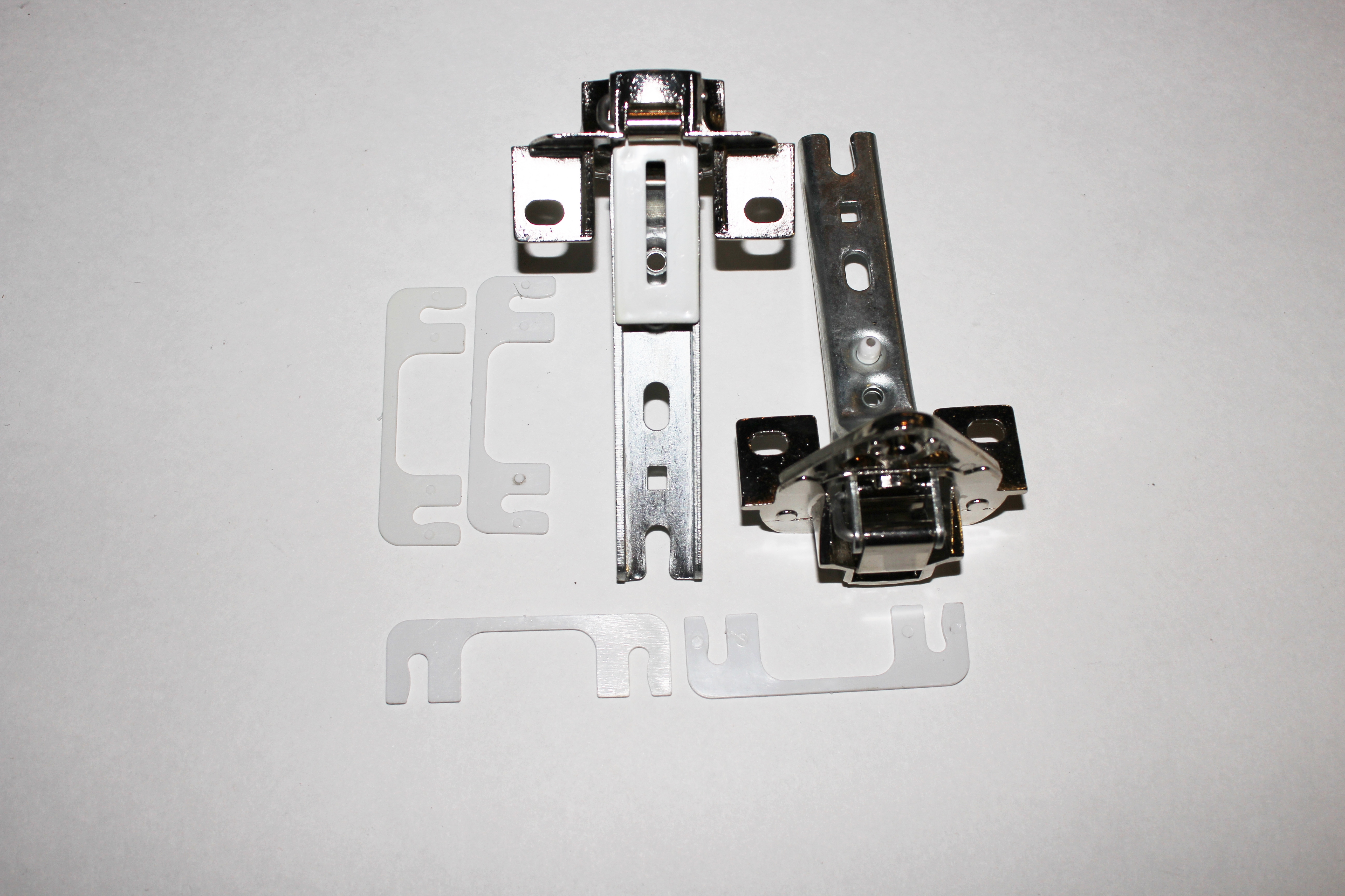 Петля двери холодильника Bosch 268700