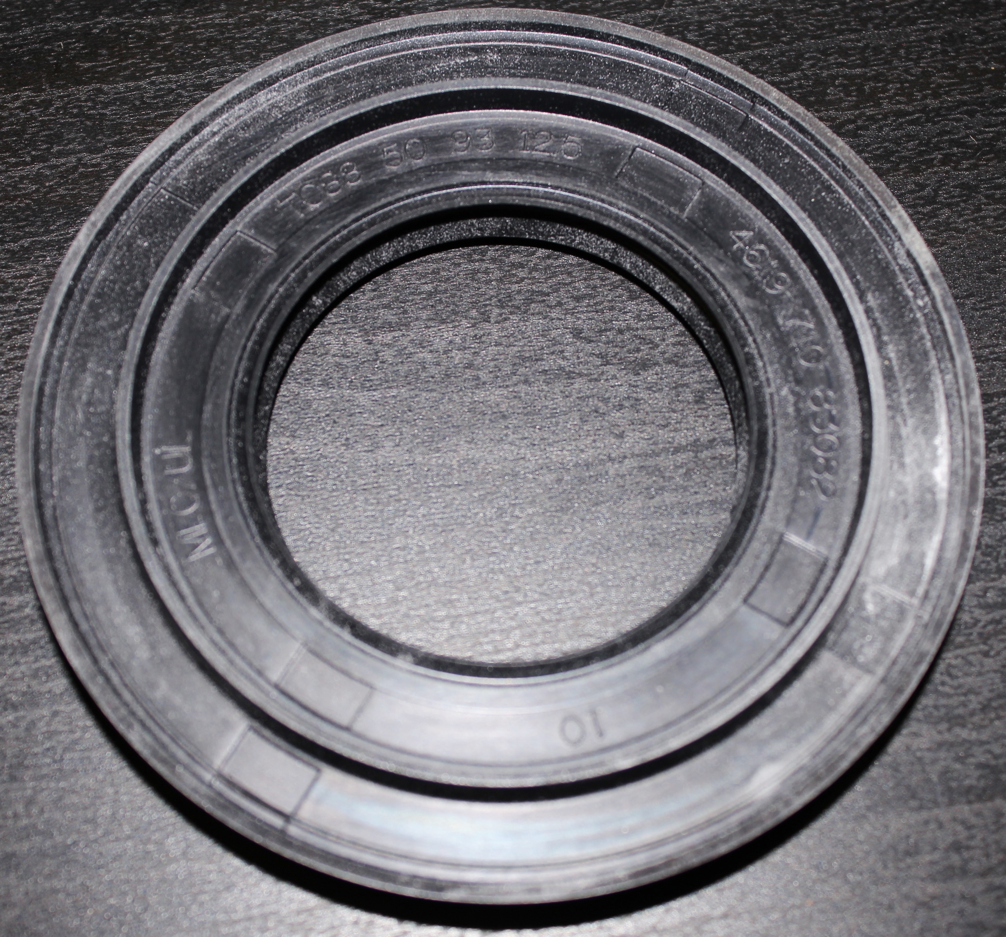 Сальник 50x93x12.5/9 Whirlpool 481253058177