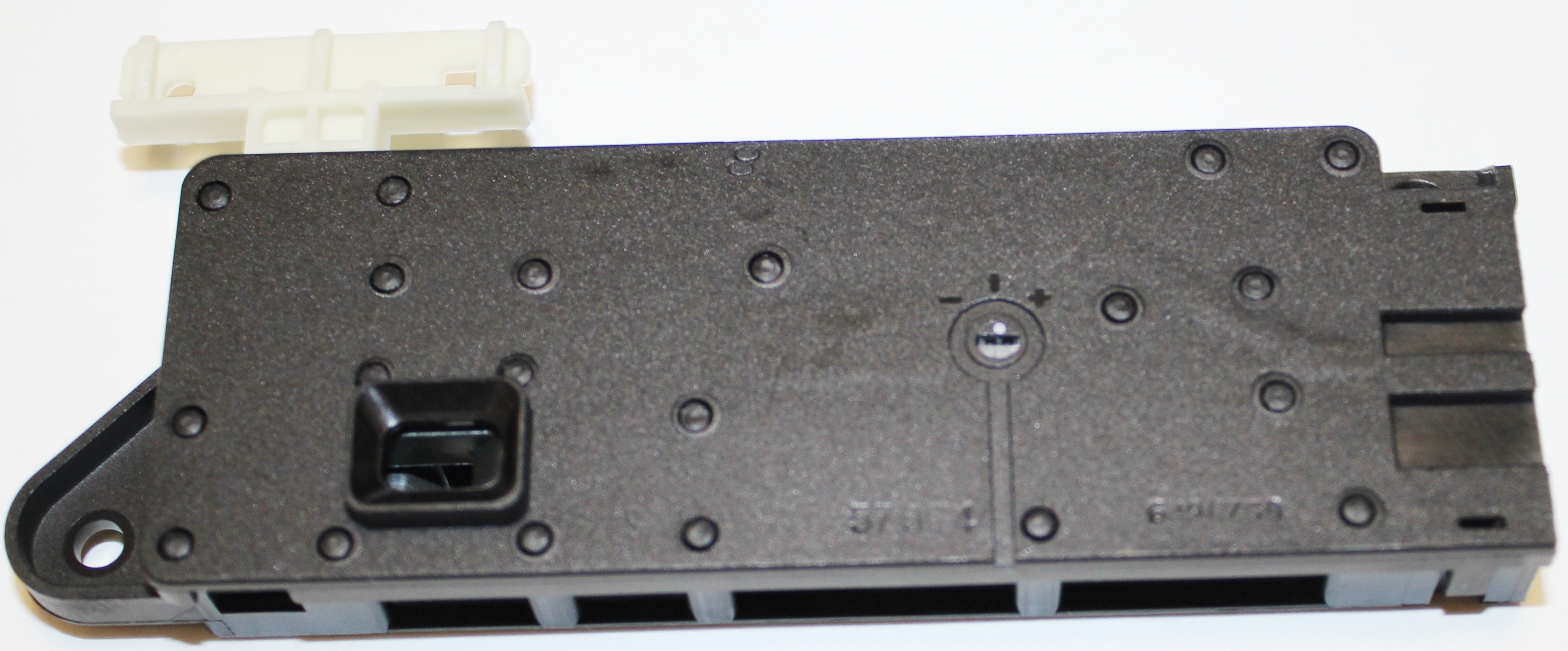 Устройство блокировки люка, замок стиральных машин Indesit (Индезит), Ariston (Аристон) 051478, INT002AR