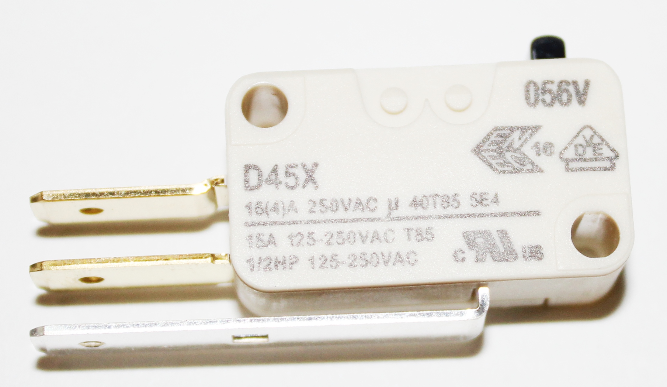 Микровыключатель для сушильной машины Beko (Беко) 2951060600