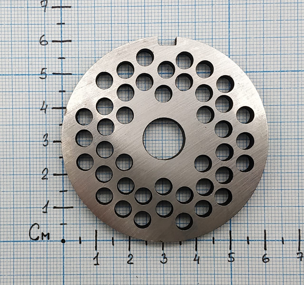 Решетка промышленной мясорубки №2 МИМ-80 без бурта 010048
