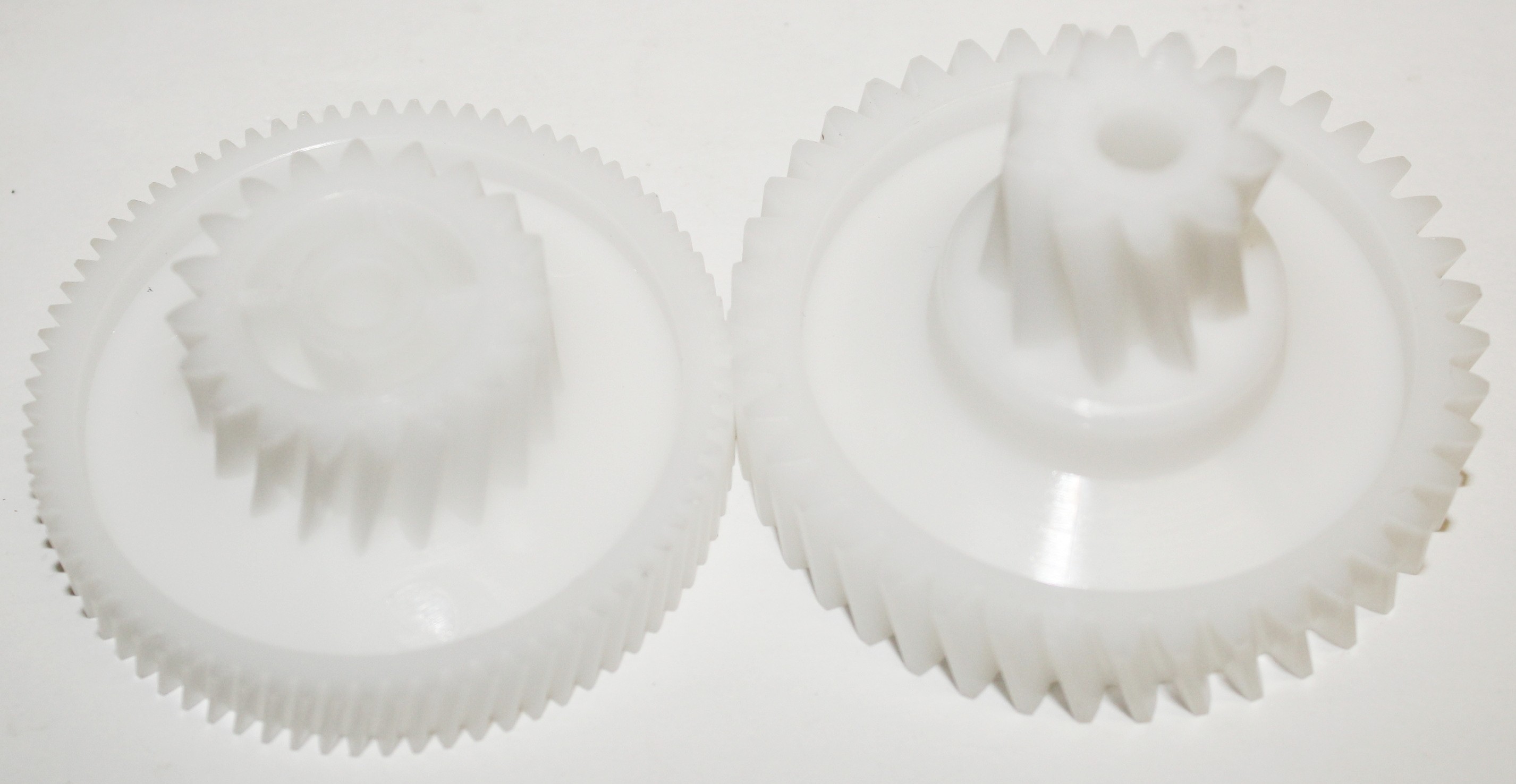 RLS002 Комплект шестеренок мясорубки ROLSEN