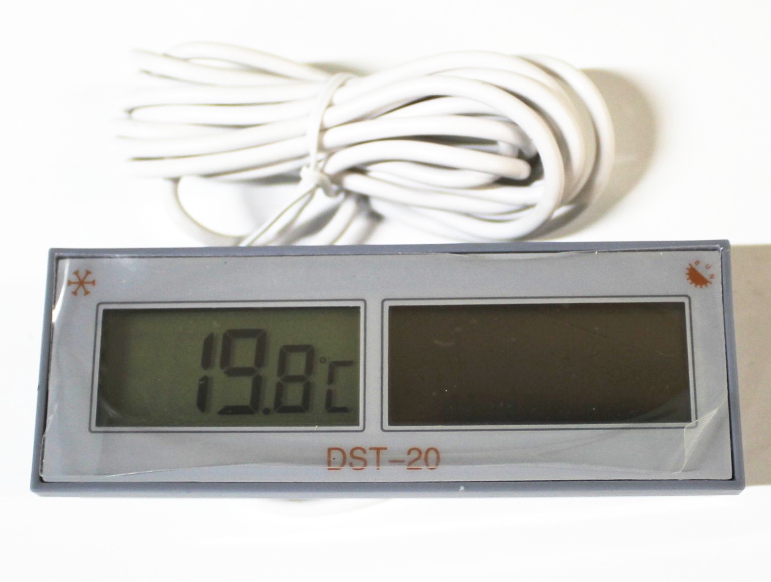 Термометр электронный на солнечной батарее (-50/+70). DST-20