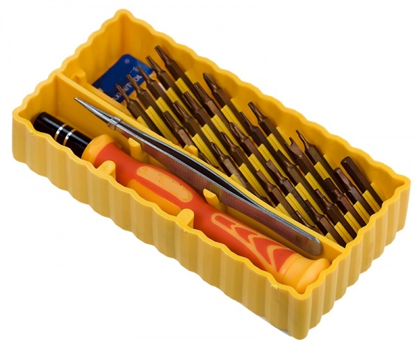 T391 Отвертка с набором насадок Fatick 7038B