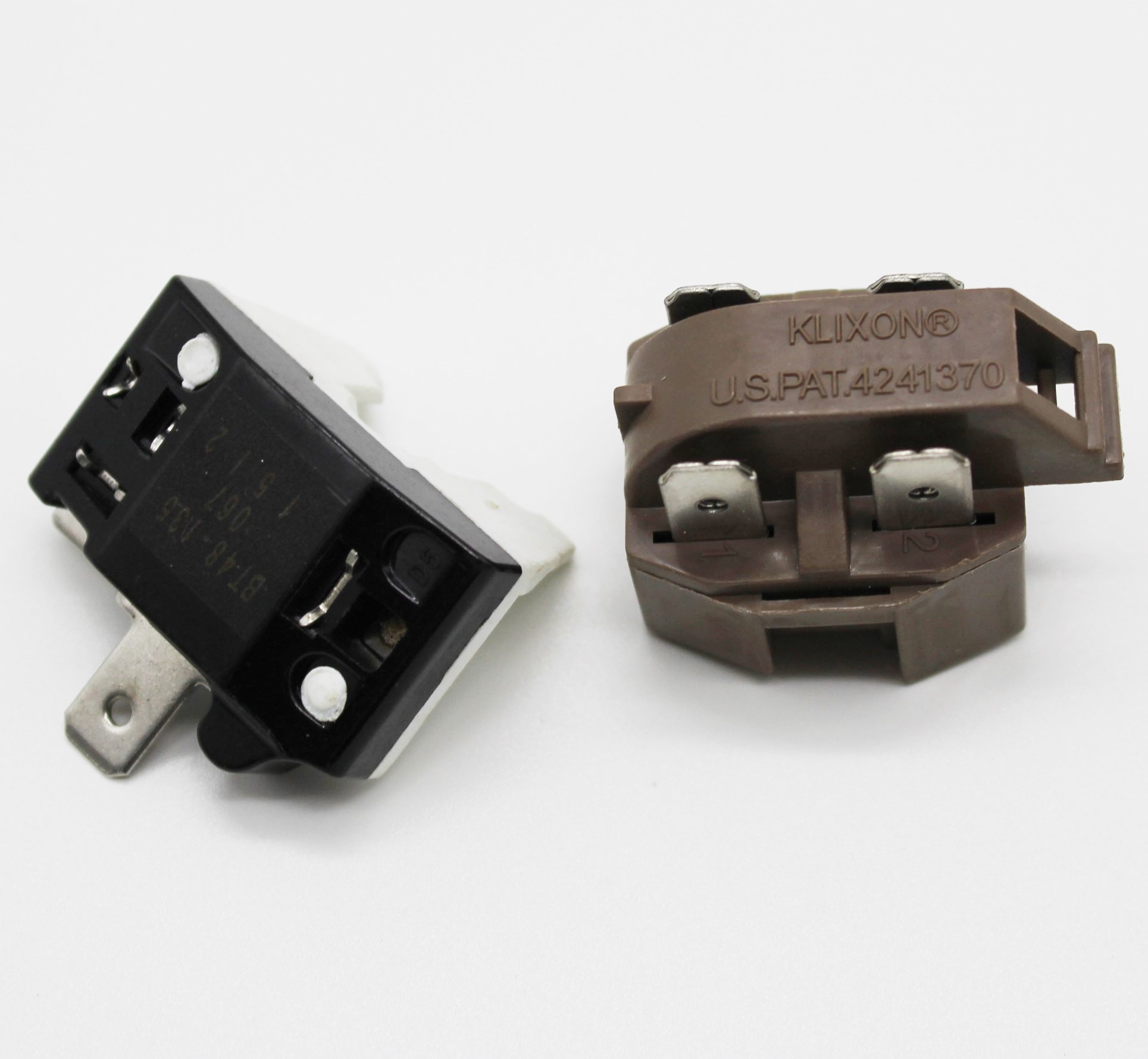 Пусковое реле компрессора 4 контакта. HL029