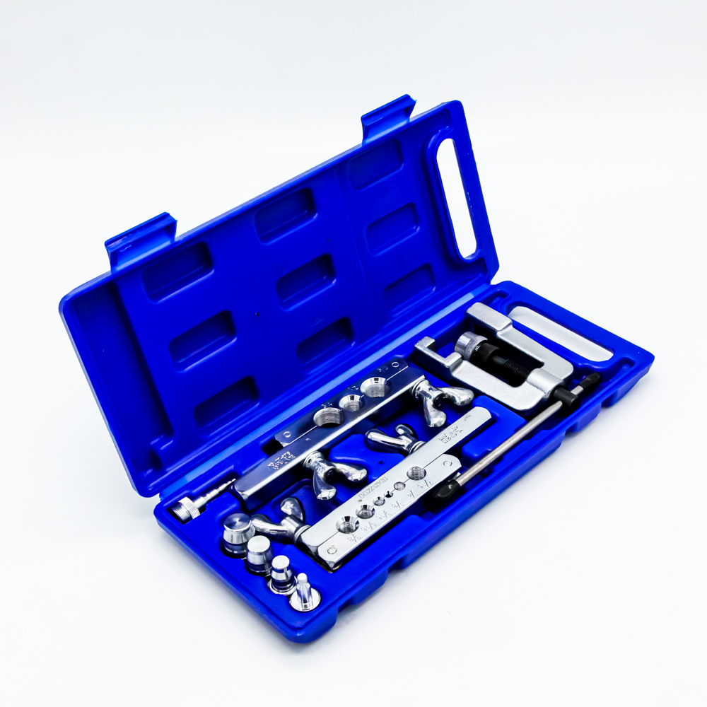 Вальцовка CH-275 L(SN) 1/8  - 3/4 , 2 плашки, чемодан в комплекте