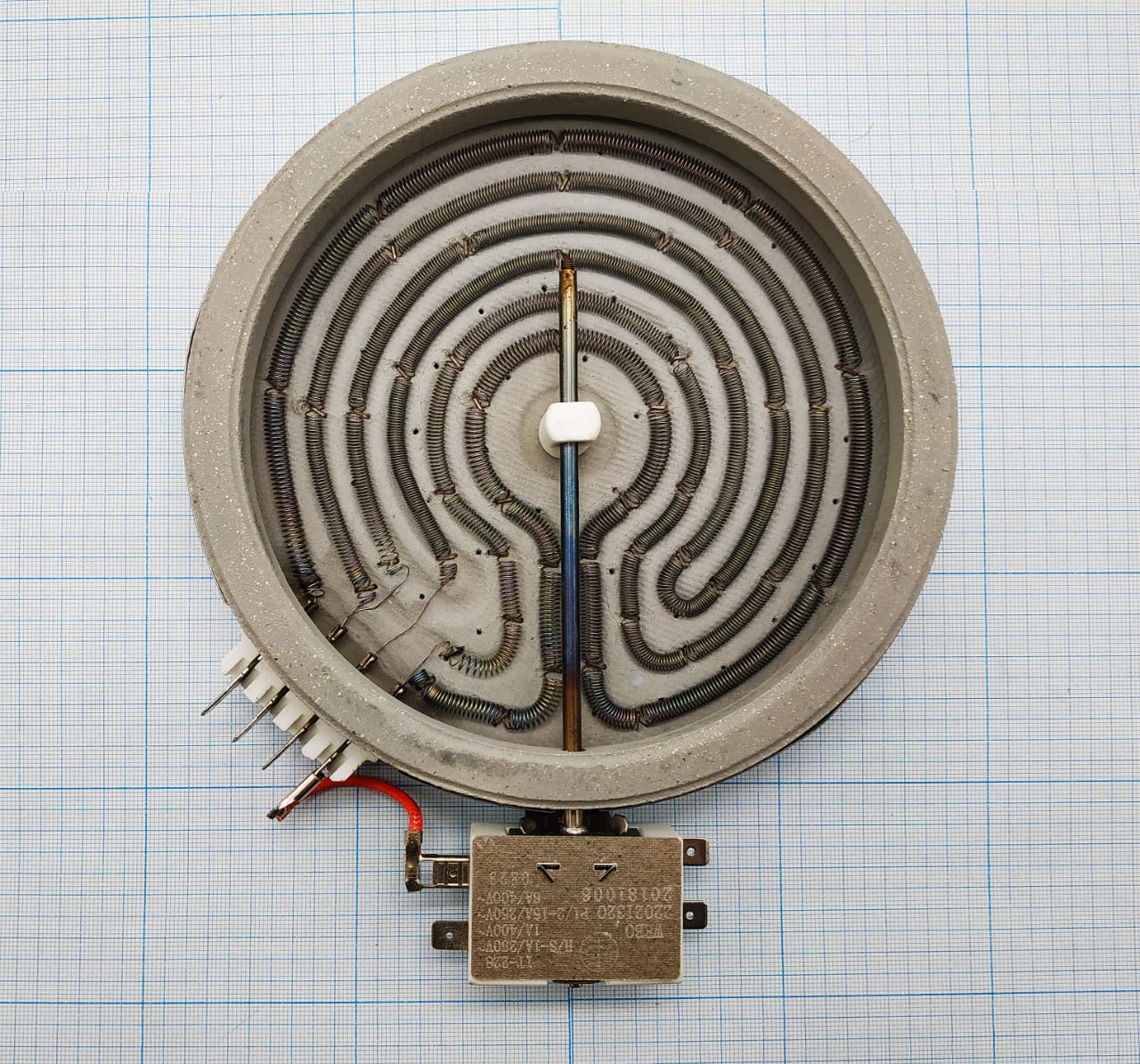 Конфорка пирокерамическая для стеклокерамических плит и варочных поверхностей диаметр: 165мм Мощность: 1200w COK153RU зам: 040001, 162926058, 139052