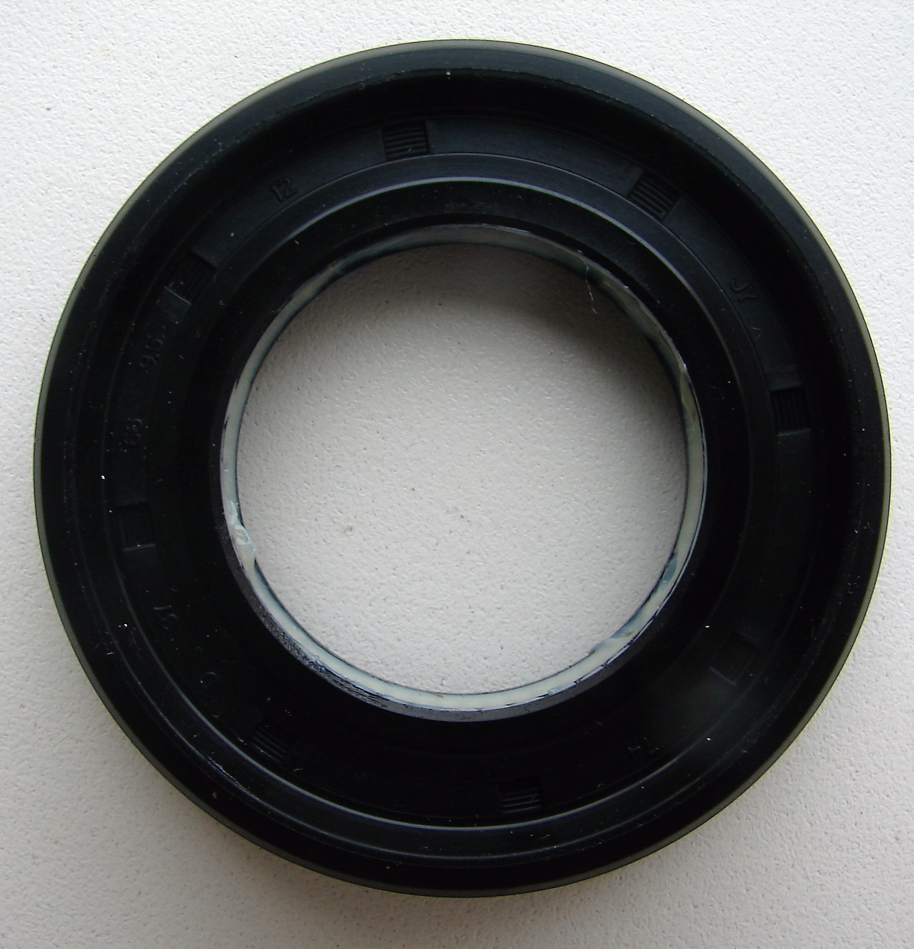 Сальник бака 37x66x9.5/12 NQK 4036ER2003A