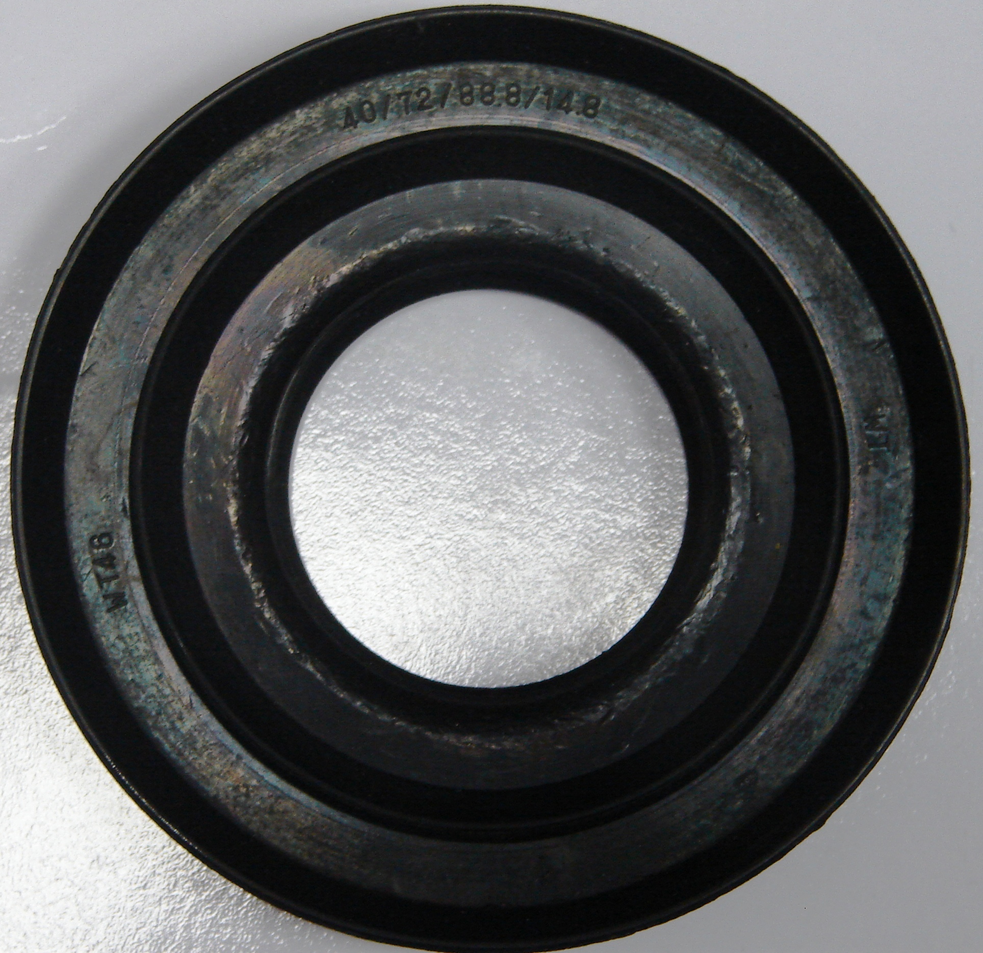 Сальник бака 40x72/88 x8/14.8 Bosch/Siemens WT023