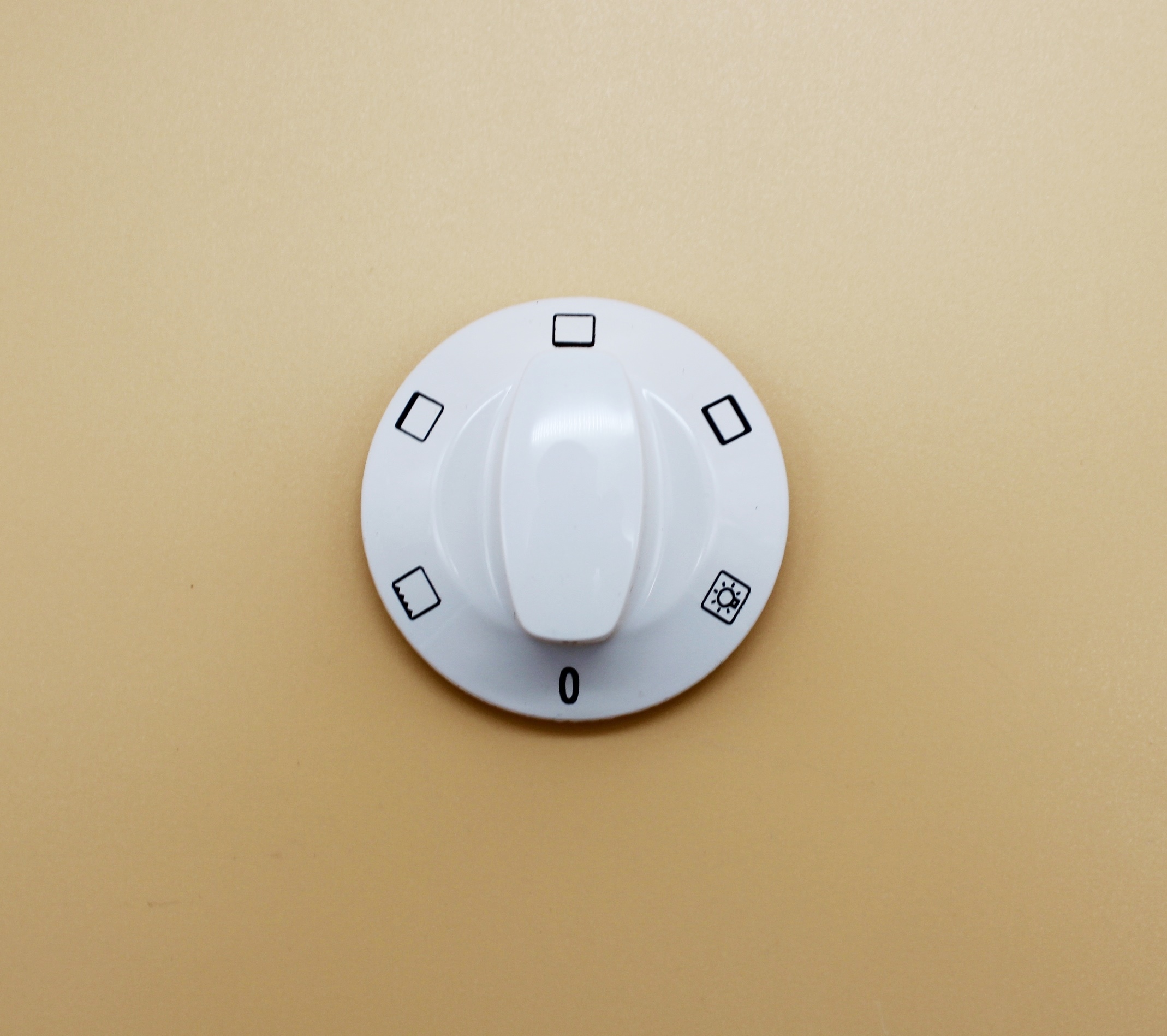 G376054 Ручка конфорки белая зам. 650154