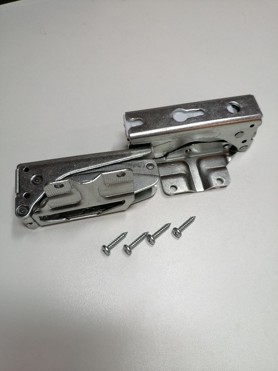 12004051 Шарниры для холодильника, комплект из 2 шт. Bosch зам. 267189, 267190, DHF204BO