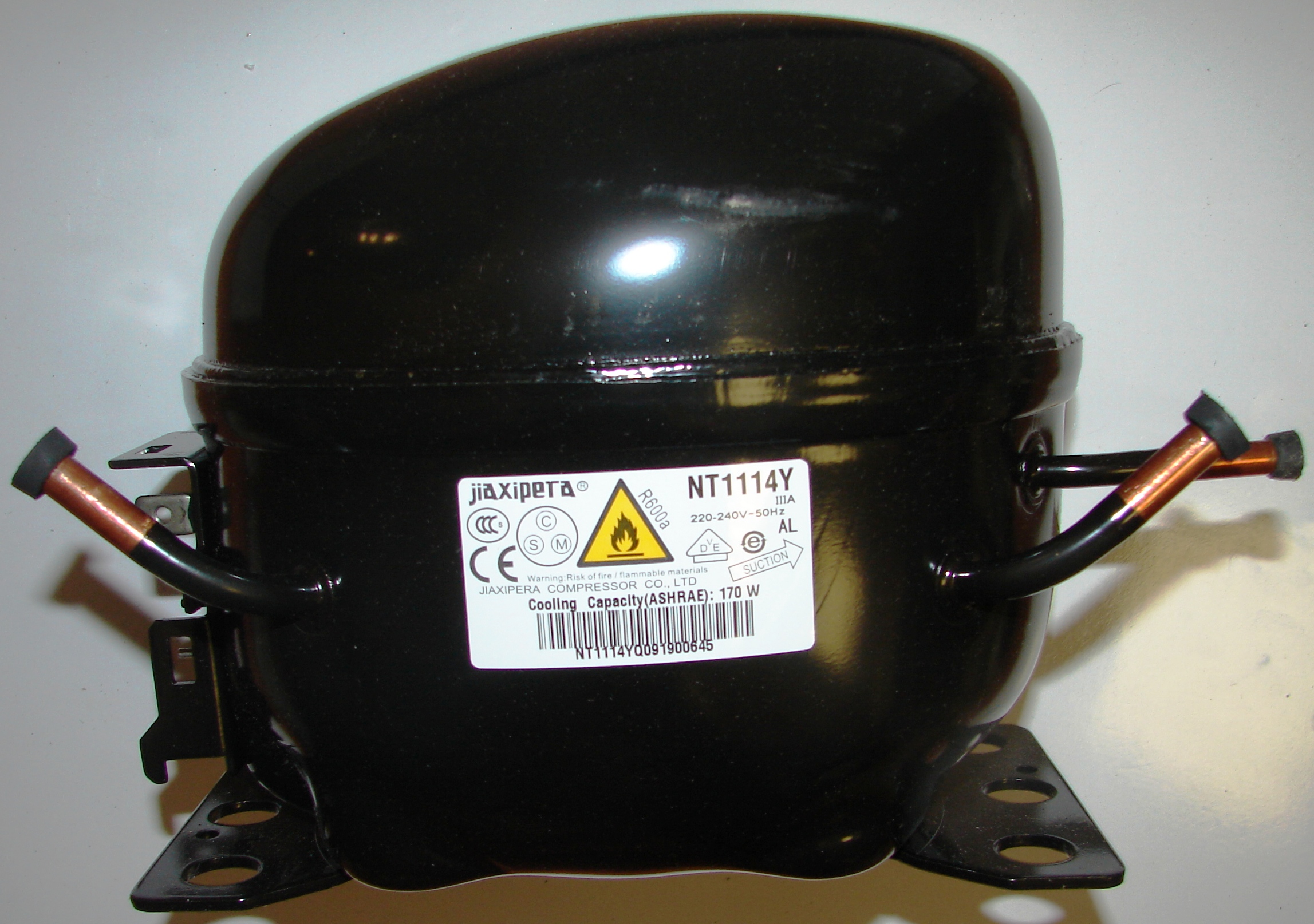 L299886 !Компрессор в сборе Jiaxipera T1114Y, 168-170W, R600, поддон, битум,шнур, зам. T1114YB, 144761, 111232, 277054, 275445, 283172,