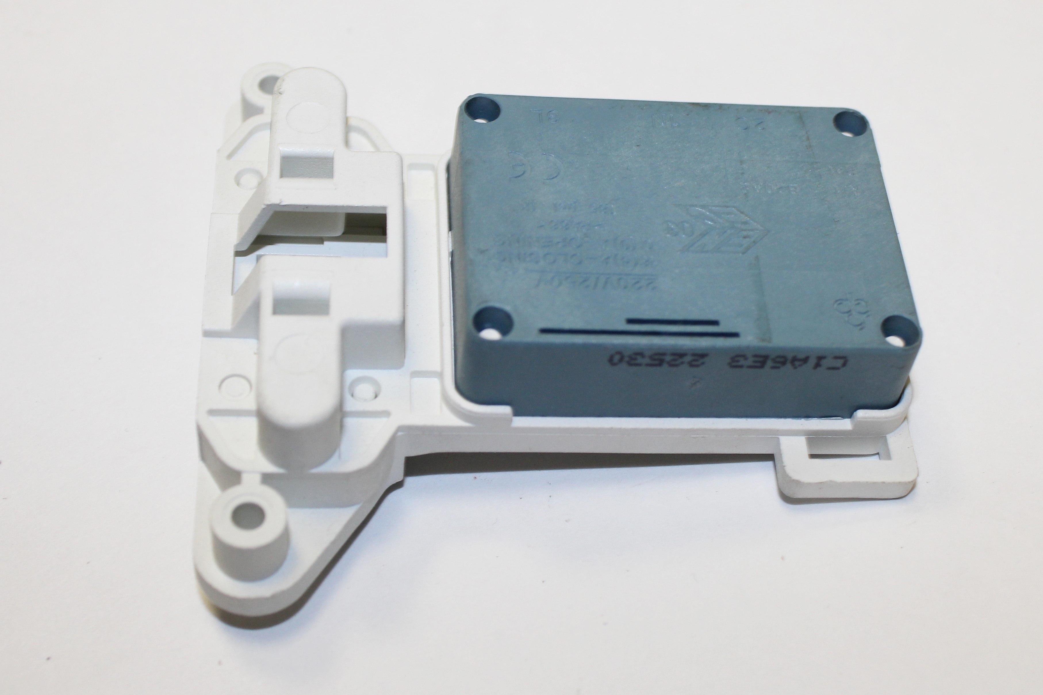 Блокировка люка стиральных машин ARDO INT002AD, 530000100, AD4409, (1.42.012.04), WF240