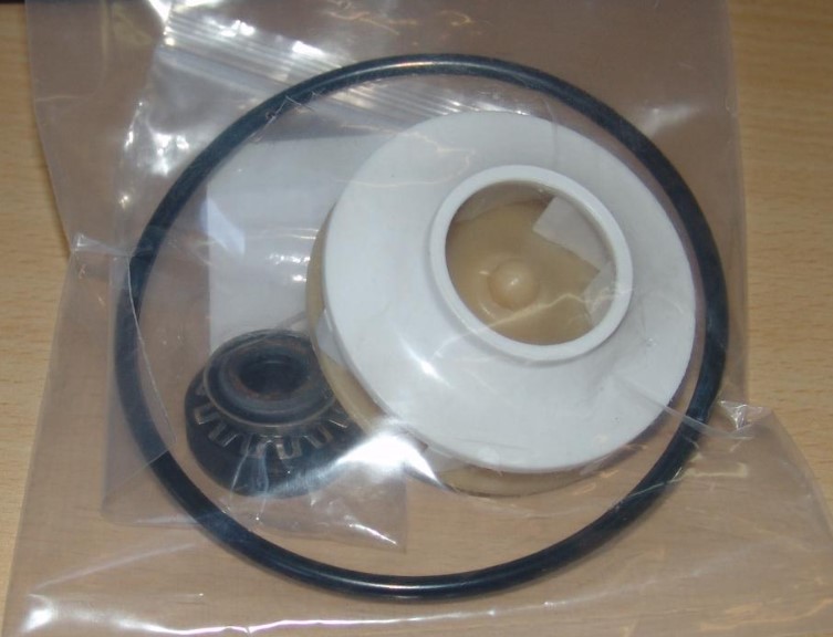 00165813un Ремкомплект для циркуляционного насоса BOSCH (D65/H39)