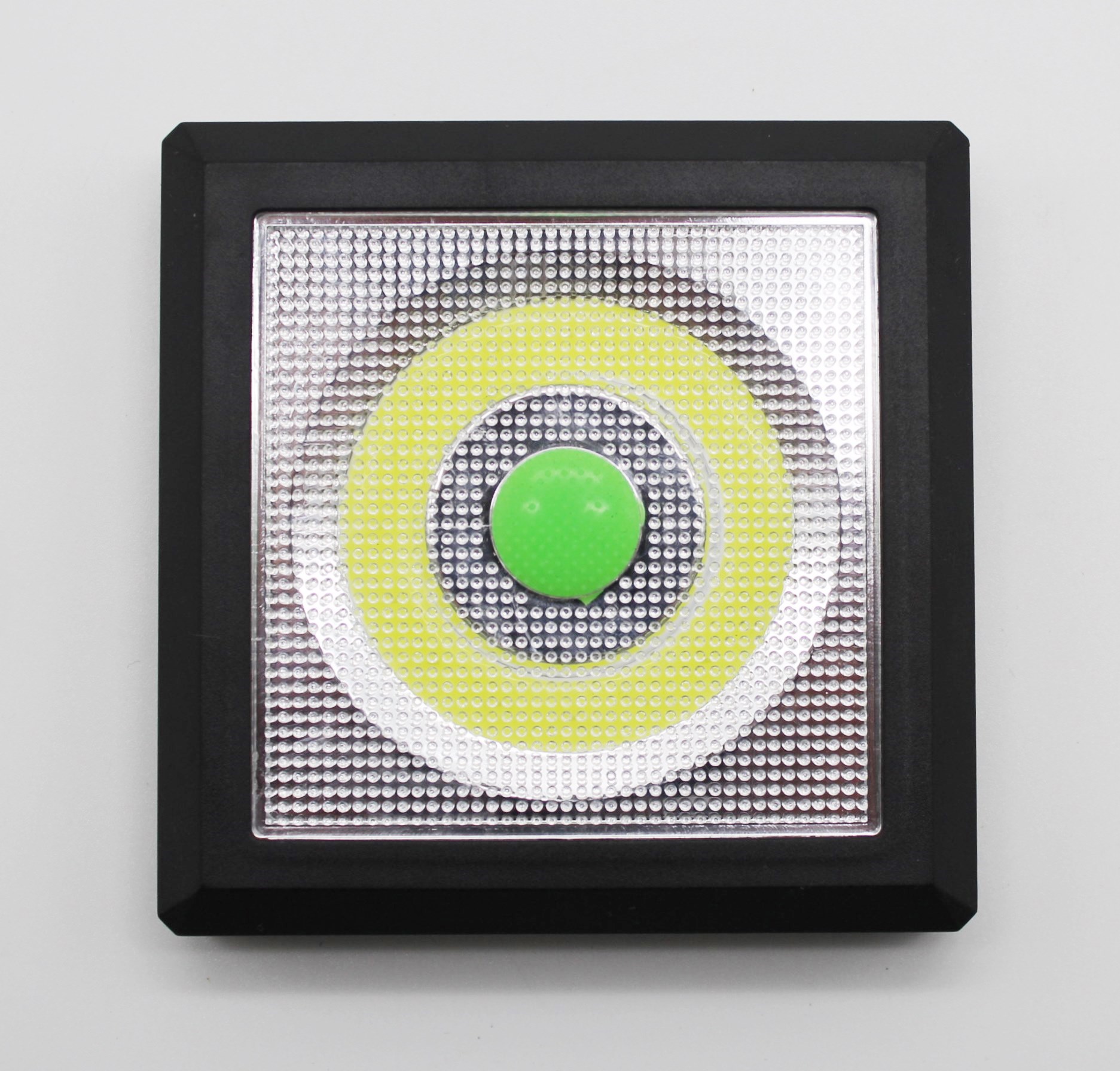 Переносной LED светильник с кнопкой T592