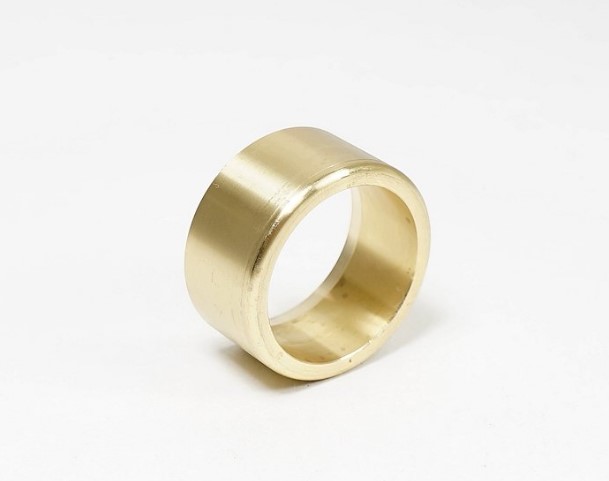 ISL3730VT Втулка латунная 37x29.9x18 LG