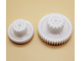 Комплект шестеренок (2шт) для мясорубки Redmond RMG-1212. RD009