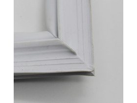 Уплотнитель Атлант 1000х550 (под саморез)