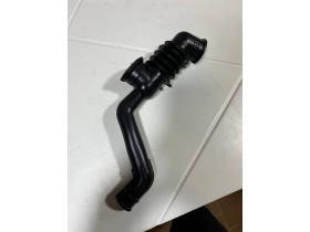  C00281835 Патрубок залива (выпускной) стиральной машины с вертикальной загрузкой Indesit Ariston