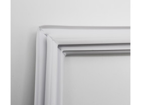 Уплотнитель двери ХОЛ (морозильной камеры) Electrolux, Zanussi, Элекетролюкс, Занусси 560*680 код: 4006042602